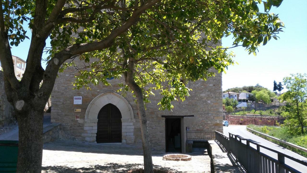 Albergue De Benabarre-Calumet Ngoại thất bức ảnh