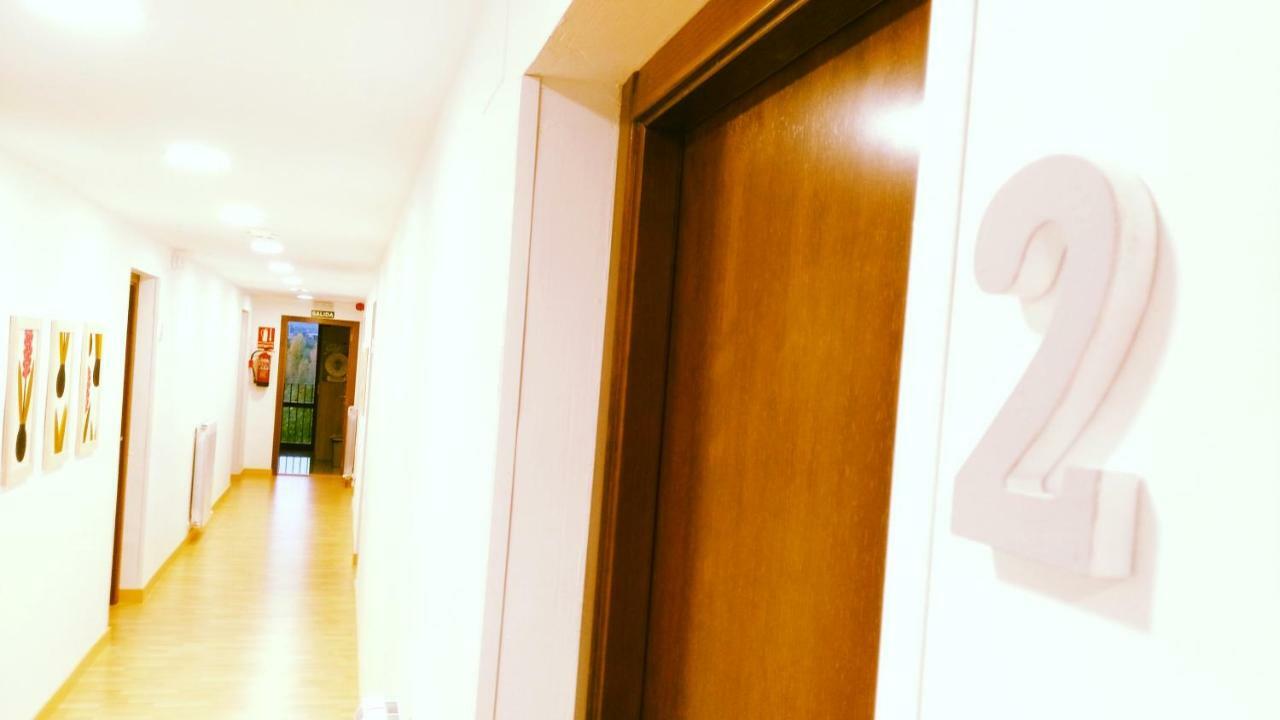Albergue De Benabarre-Calumet Ngoại thất bức ảnh